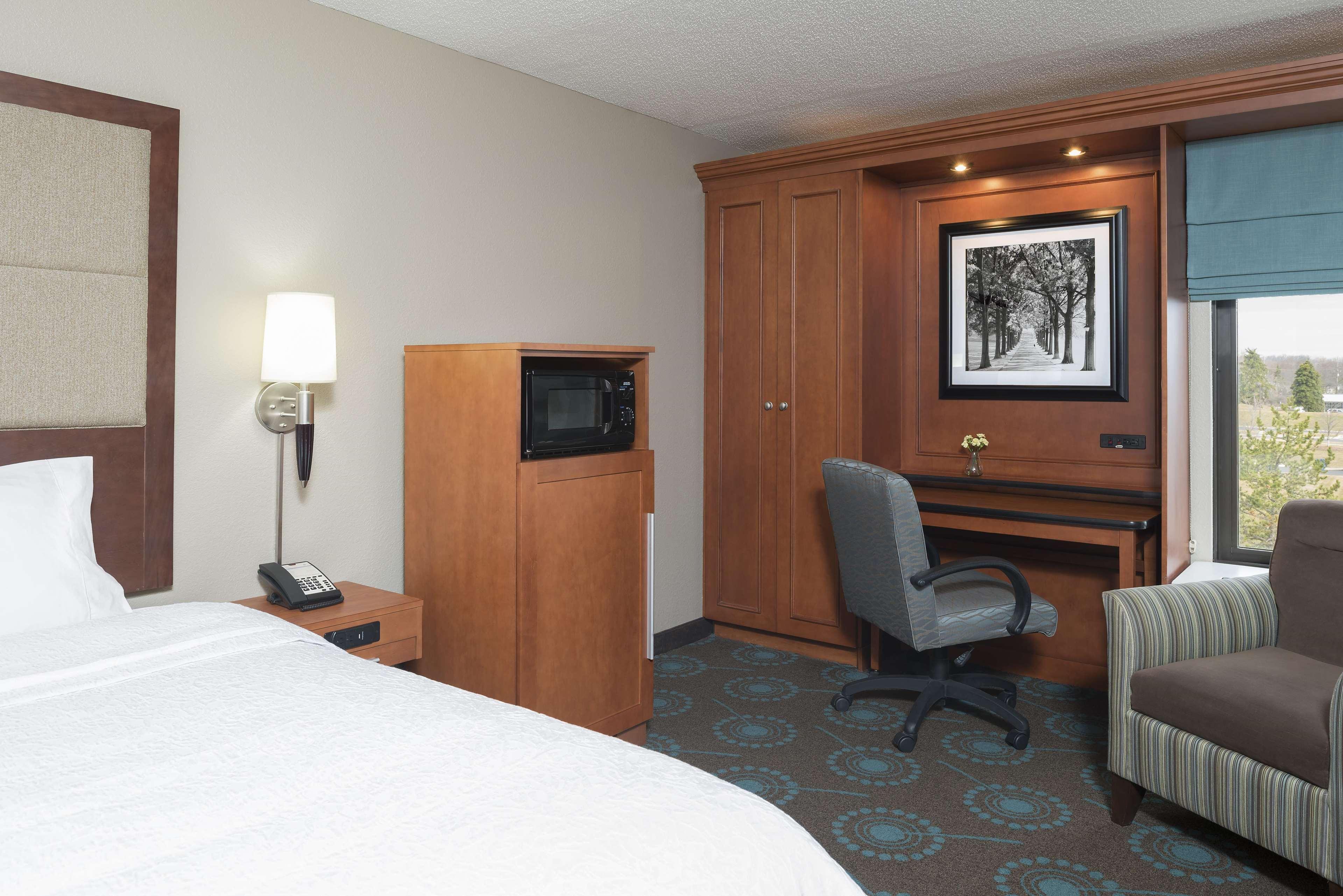 Larkspur Landing Ann Arbor Hotel Ngoại thất bức ảnh